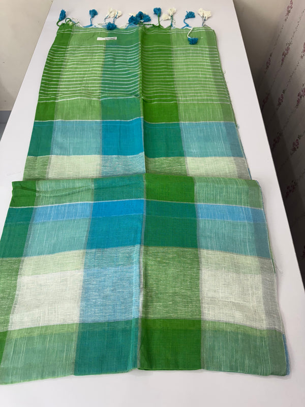 Checks semi Linen Saree MS8654
