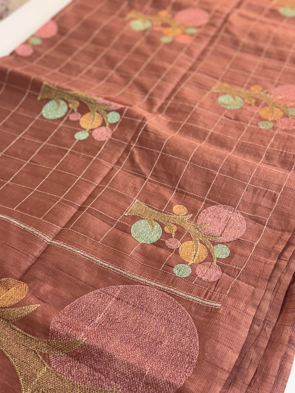 Crushed Blended tussar silk saree with embroidery- SNFCYEY - BrownyPeach
