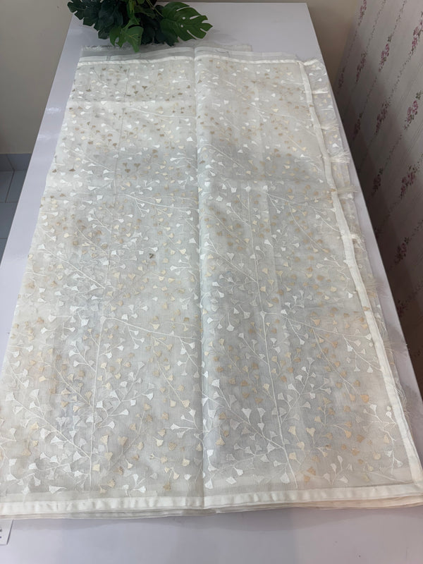 Supernet embriodery saree SSPNHRS