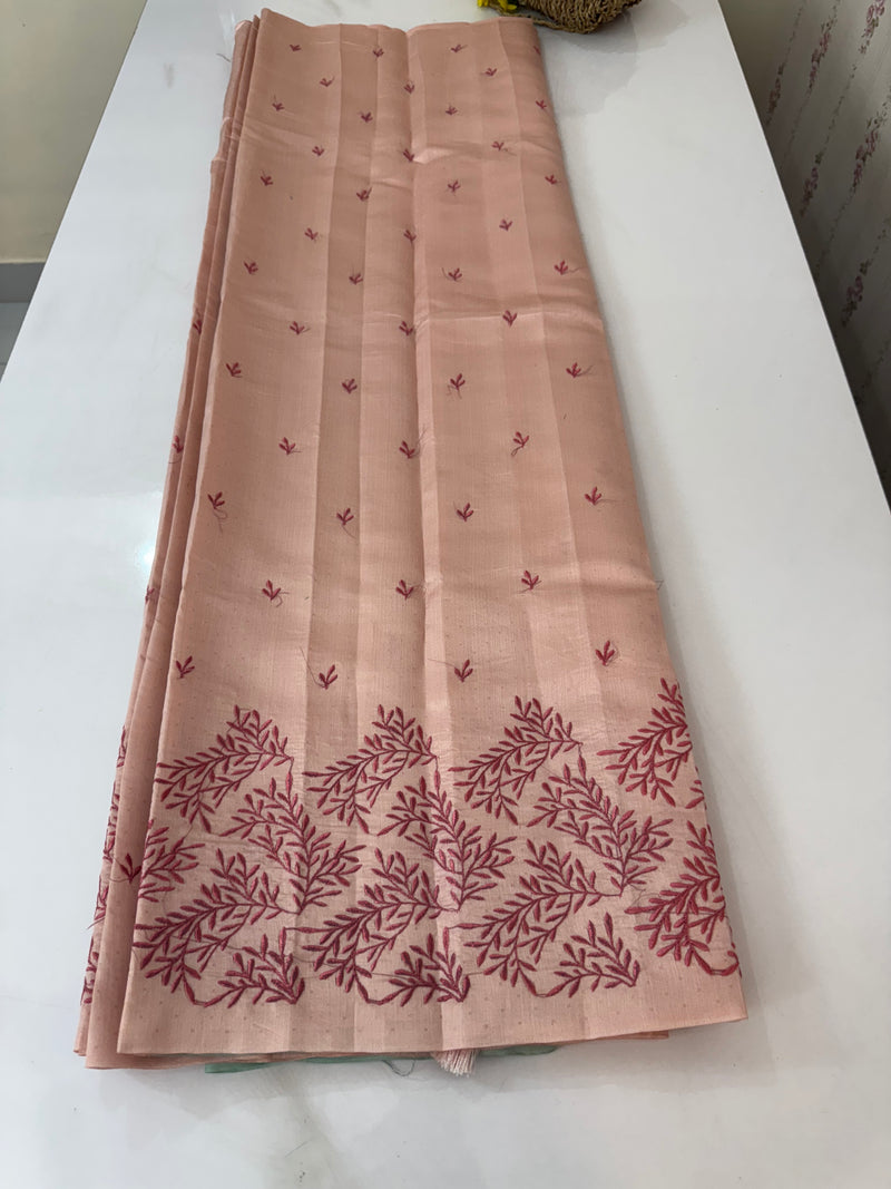Kosa Tussar silk saree with contrast blouse - MS8177