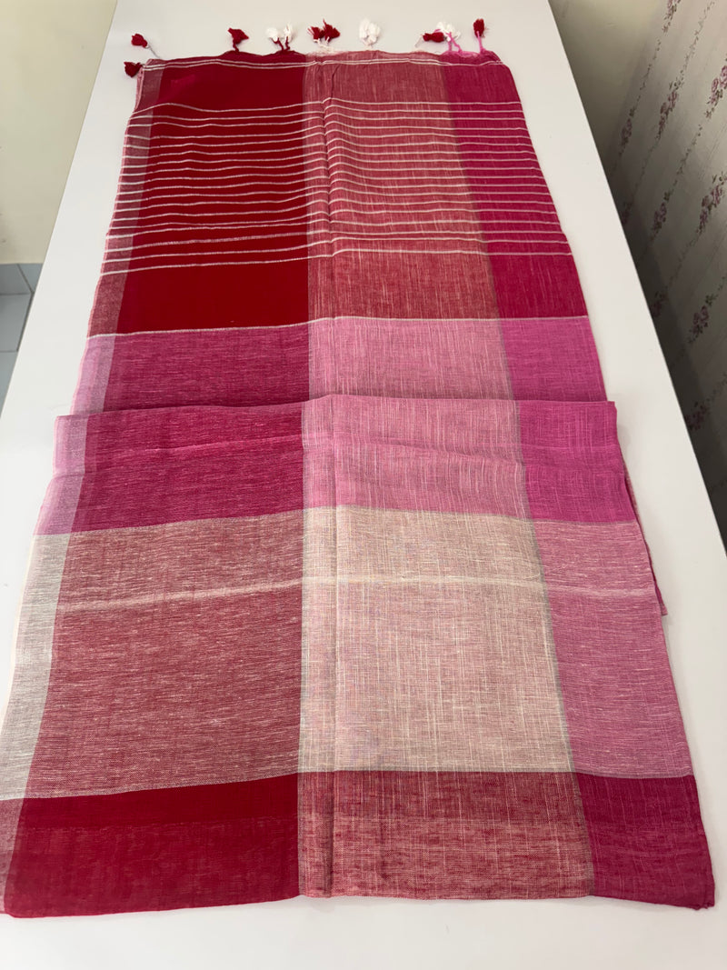 Checks semi Linen Saree MS8654