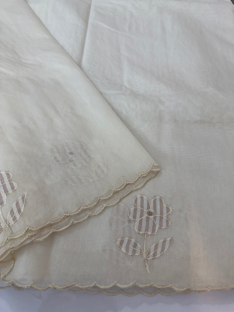 Mul chanderi applique work saree  MSH931 - Offwhite to Palemauve