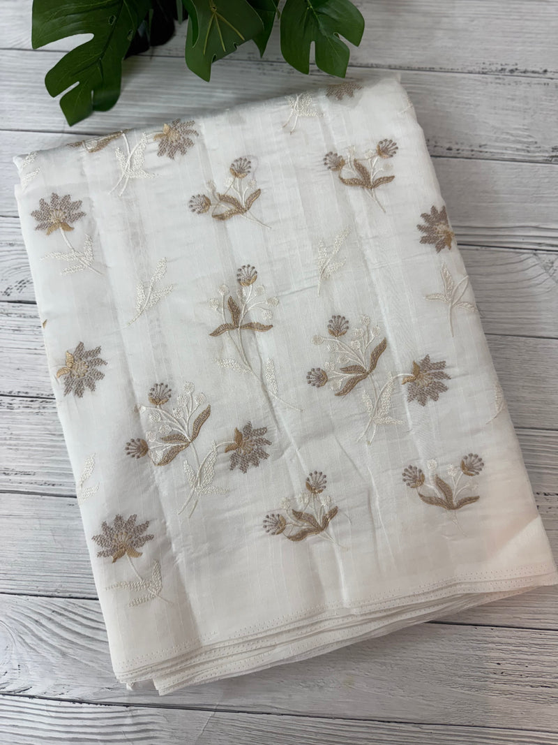 Crushed Blended tussar silk saree with embroidery- MSB7654 White