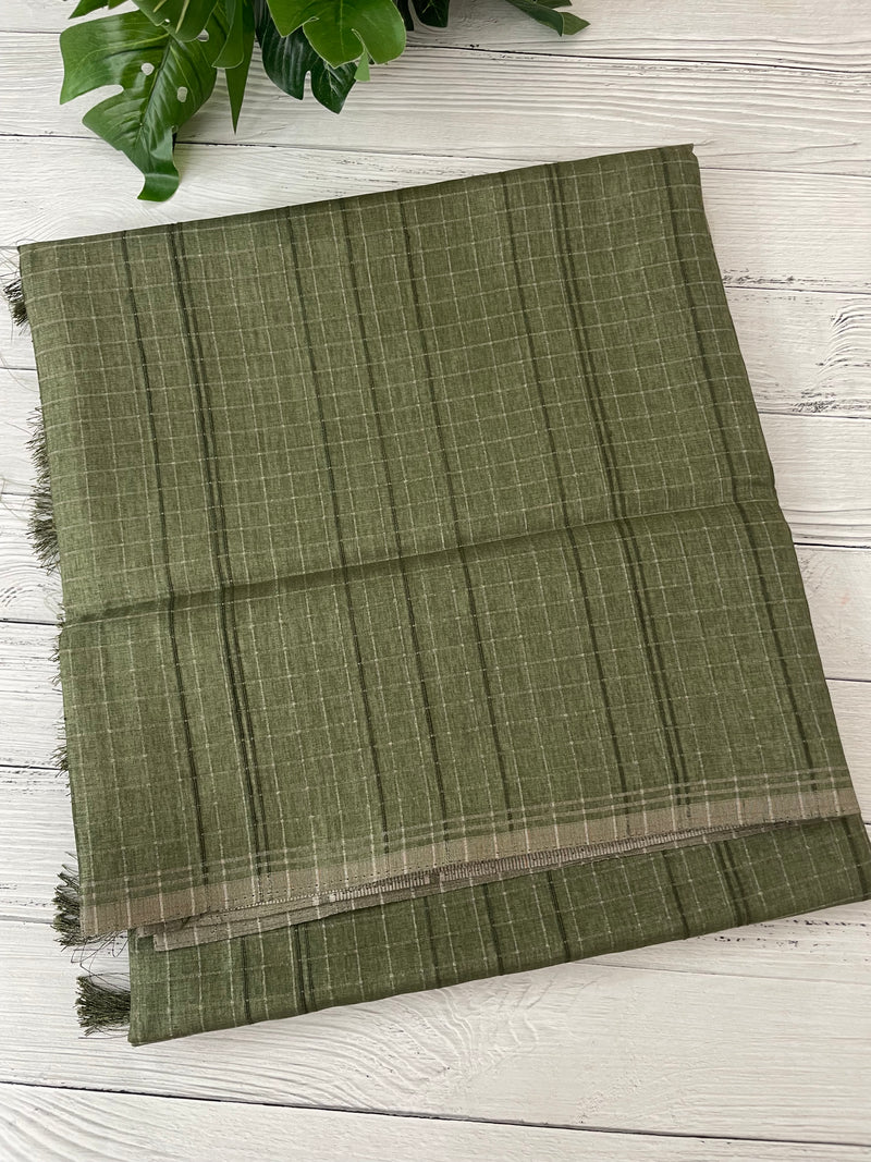 Semi silk saree in check pattern MSR699