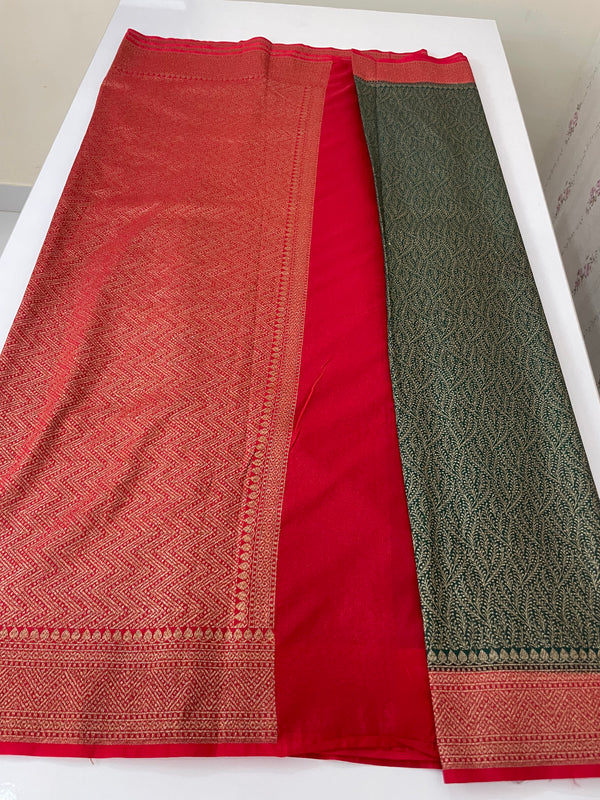 Banarasi semi katan saree with contrast border SHKNTNM - BottleGreen to Red