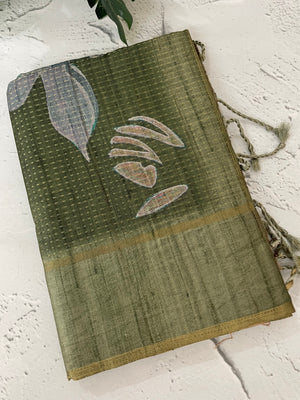 Soft silk saree with thread work and digital prints MGS5678