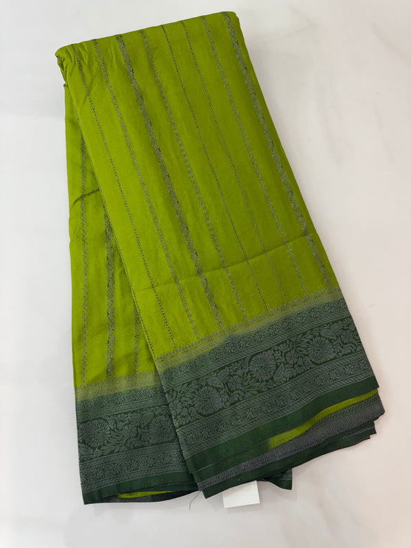 Chinnon Georgette saree with contrast pallu and blouse MS12166