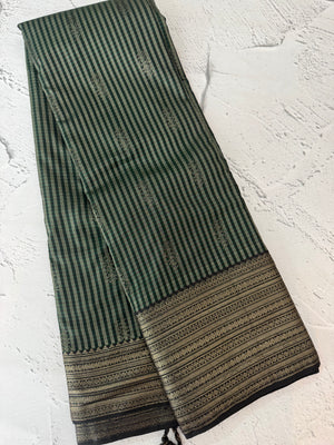 Checks Semi kanchi silk saree with blouse MBS7859