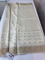 Soft silk saree with zari buttas MS8144