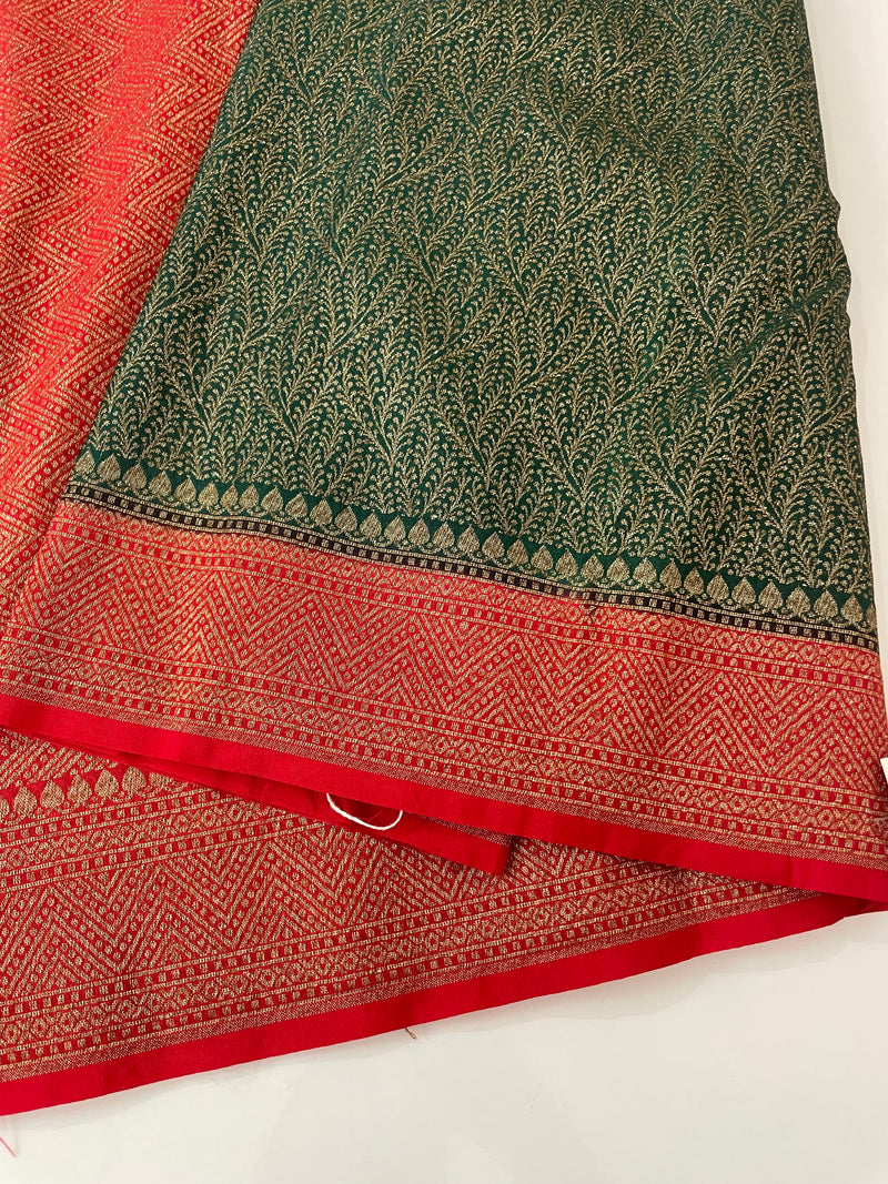 Banarasi semi katan saree with contrast border SHKNTNM - BottleGreen to Red