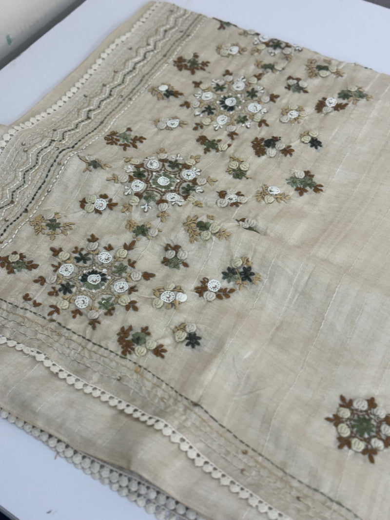 Kanta Handstitched Blended tussar silk saree MS90543