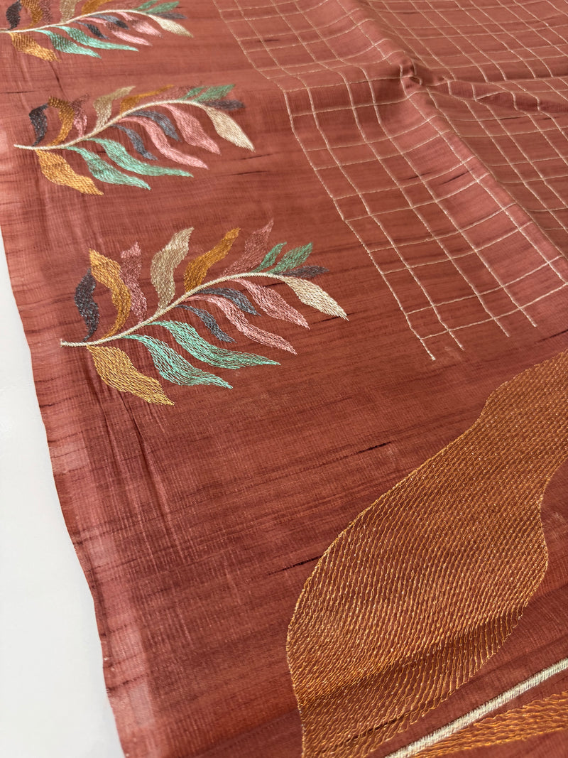 Crushed Blended tussar silk saree with embroidery- SNFCYEY Pinkish Brown