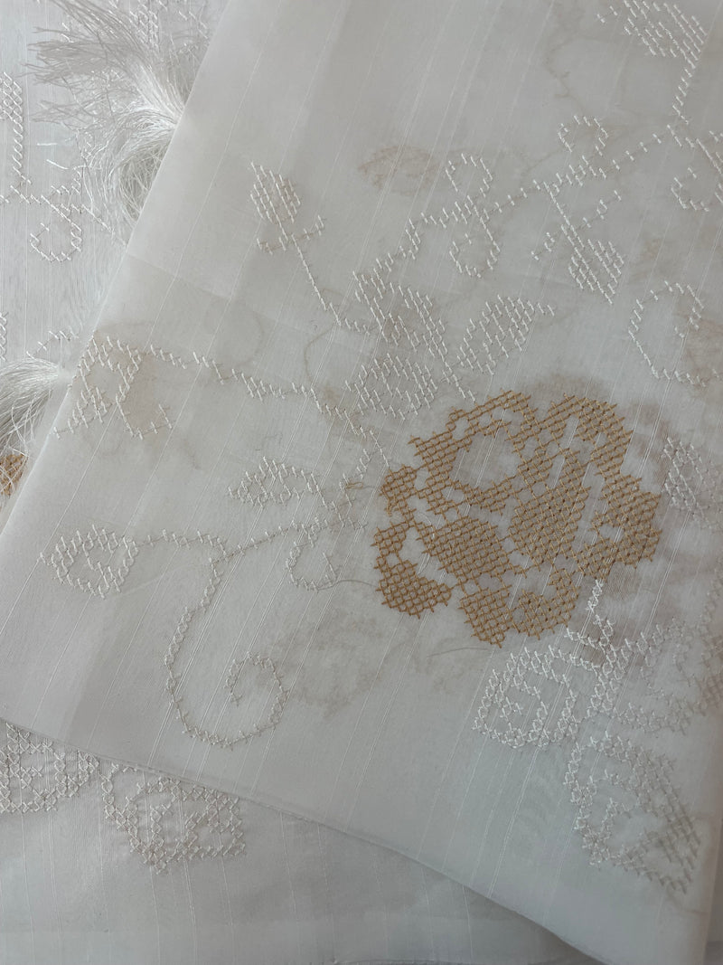 Blended Matka Tussar silk saree with cross stitch embroidery MS4899 White